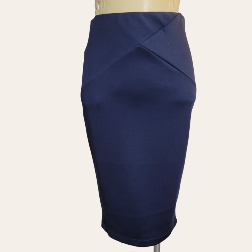 By & By stretch waist skirt